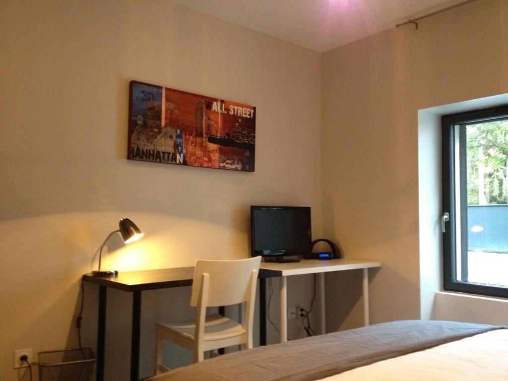 Demeure & Dependance - Chambres D'Hotes Depuis 2012 Tassin-la-Demi-Lune Quarto foto